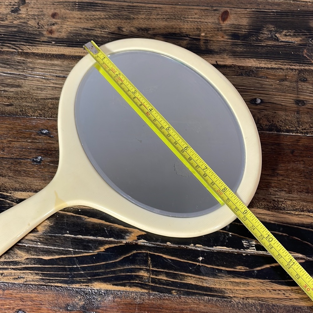 Handheld mirror vintage French ivory celluloid. Beveled glass. - Picture 9 of 10